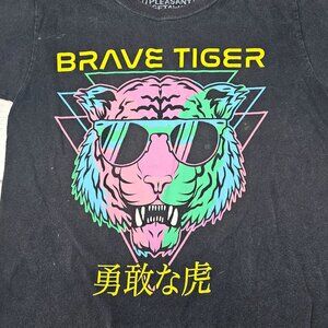 Pleasant Getaway Boys T-Shirt Brave‎ Tiger Size Small